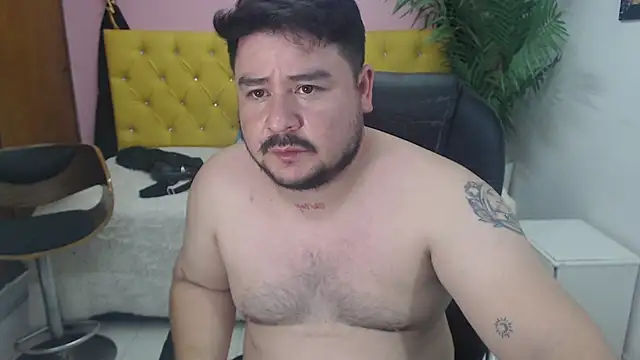 Snapshot of oso_dirty_ chatting on 02/21/25, 05:31 oso dirty  online show from 02/21/25, 05:31