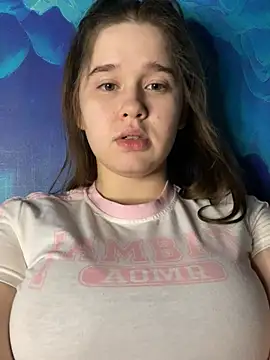 Snapshot of HornyGirlH chatting on 12/19/24, 08:34 HornyGirlH online show from 12/19/24, 08:34