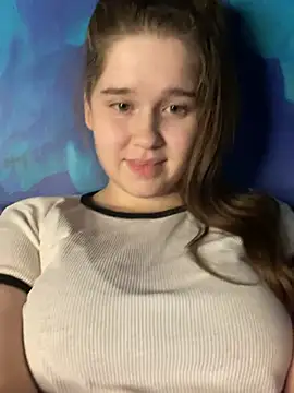 Snapshot of HornyGirlH chatting on 12/28/24, 10:34 HornyGirlH online show from 12/28/24, 10:34