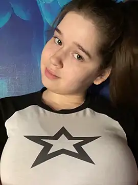 Snapshot of HornyGirlH chatting on 01/05/25, 12:42 HornyGirlH online show from 01/05/25, 12:42