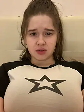 Snapshot of HornyGirlH chatting on 02/10/25, 03:46 HornyGirlH online show from 02/10/25, 03:46