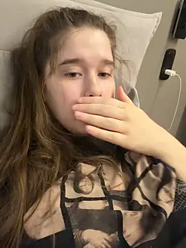 HornyGirlH online show from 03/27/26, 08:26