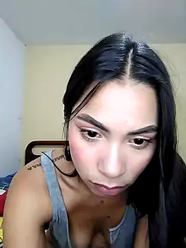 Snapshot of iamemmablake chatting on 12/20/24, 01:36 iamemmablake online show from 12/20/24, 01:36