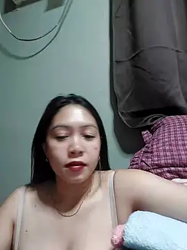 MissKitty31 online show from 04/24/26, 01:46