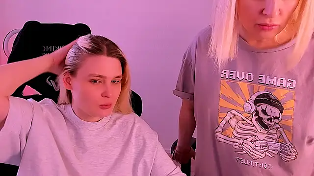 hotblonds online show from 12/12/24, 12:12