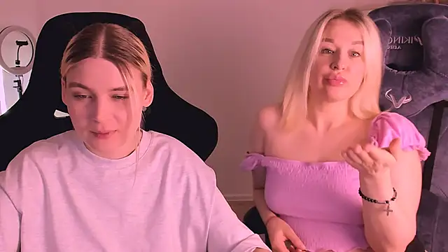 hotblonds online show from 01/02/25, 04:35