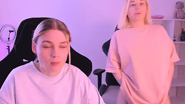 hotblonds online show from 01/12/25, 10:12