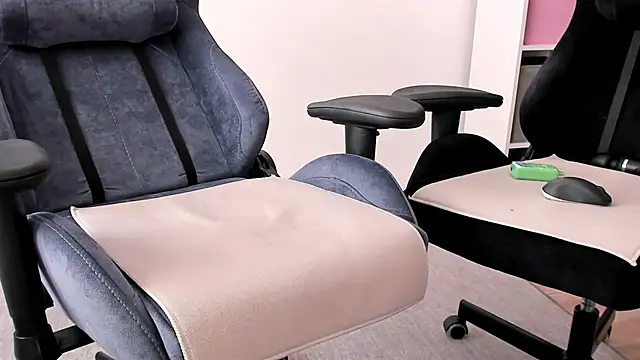 hotblonds online show from 03/22/25, 01:08