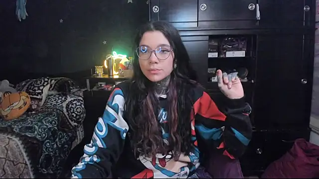 Snapshot of Lilmarieee chatting on 02/05/25, 11:06 Lilmarieee online show from 02/05/25, 11:06