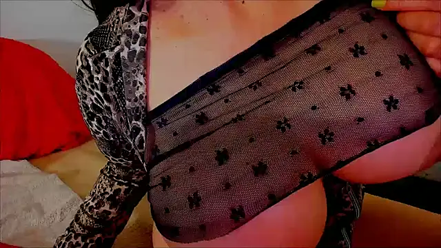 Conny hot3 online show from 02/02/25, 11:11