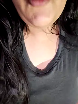 Annerae online show from 11/16/25, 03:17