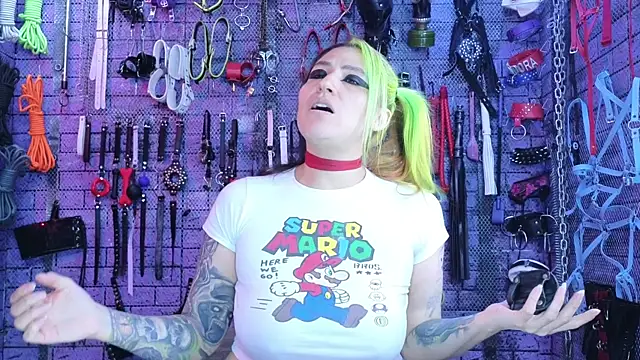 Snapshot of PANDORANEZZ chatting on 01/12/26, 08:30 PANDORANEZZ online show from 01/12/26, 08:30