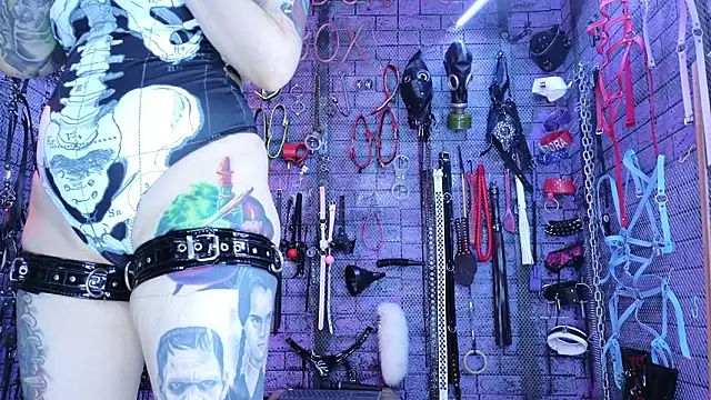 Snapshot of PANDORANEZZ chatting on 01/14/26, 08:53 PANDORANEZZ online show from 01/14/26, 08:53