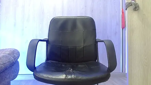 Meghan stonne  online show from 03/14/26, 10:04