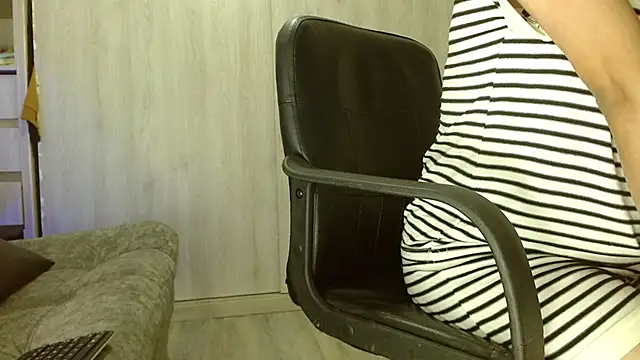 Meghan stonne  online show from 04/03/26, 12:08