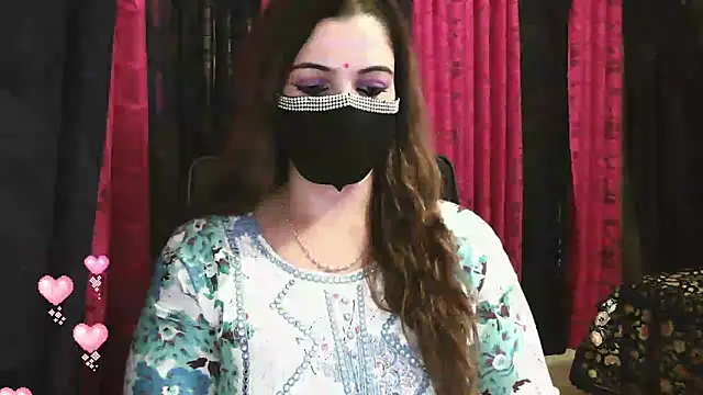 Snapshot of Cute_Sonii chatting on 12/18/24, 03:55 Cute Sonii online show from 12/18/24, 03:55