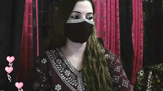 Snapshot of Cute_Sonii chatting on 12/21/24, 06:02 Cute Sonii online show from 12/21/24, 06:02