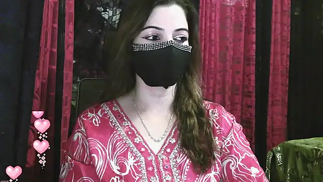 Snapshot of Cute_Sonii chatting on 10/14/25, 01:01 Cute Sonii online show from 10/14/25, 01:01