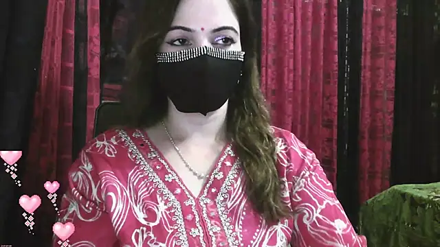 Snapshot of Cute_Sonii chatting on 10/21/25, 11:44 Cute Sonii online show from 10/21/25, 11:44