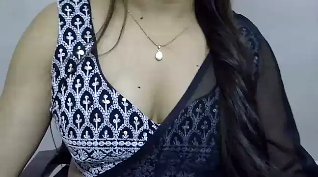 Snapshot of mahira_999 chatting on 02/01/25, 07:47 mahira 999 online show from 02/01/25, 07:47