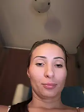 Snapshot of YOUR-KARINA chatting on 02/16/25, 05:48 YOUR-KARINA online show from 02/16/25, 05:48