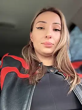 Snapshot of YOUR-KARINA chatting on 03/17/25, 08:29 YOUR-KARINA online show from 03/17/25, 08:29