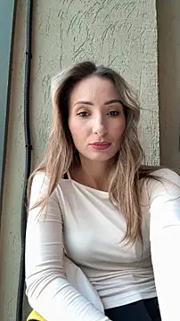 Snapshot of YOUR-KARINA chatting on 10/30/25, 09:33 YOUR-KARINA online show from 10/30/25, 09:33