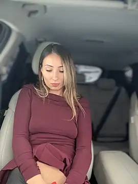 Snapshot of YOUR-KARINA chatting on 12/18/25, 07:36 YOUR-KARINA online show from 12/18/25, 07:36