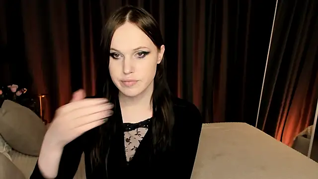 EffieMinki online show from 02/19/26, 09:00