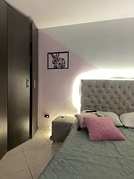 mariam hill online show from 12/26/24, 08:11