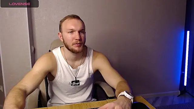 Snapshot of Toress1 chatting on 01/18/25, 06:56 Toress1 online show from 01/18/25, 06:56
