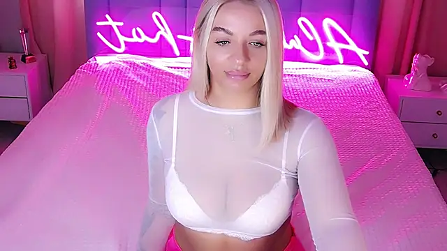 AllwaysHotJ online show from 10/23/25, 02:33