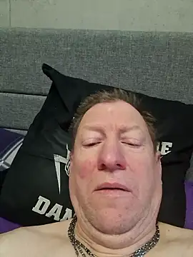 tomtom111111 online show from 01/11/26, 09:58