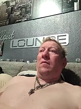 tomtom111111 online show from 03/20/26, 09:52