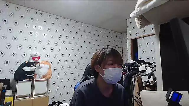 Snapshot of pychan chatting on 02/18/25, 02:06 pychan online show from 02/18/25, 02:06