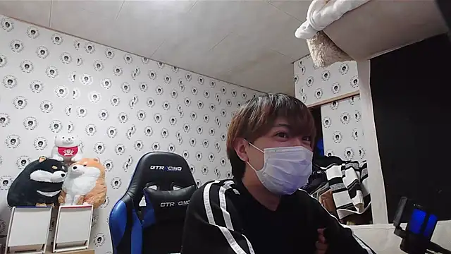 Snapshot of pychan chatting on 02/20/25, 02:51 pychan online show from 02/20/25, 02:51