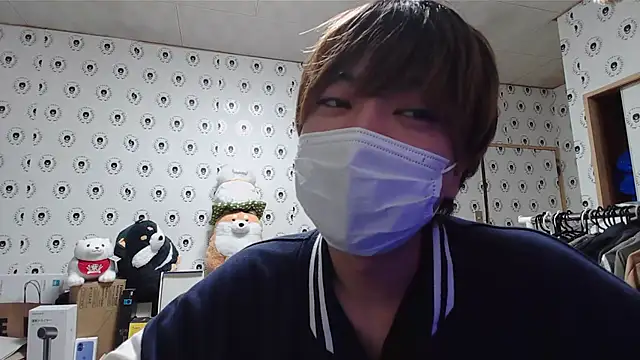 Snapshot of pychan chatting on 03/16/25, 01:38 pychan online show from 03/16/25, 01:38