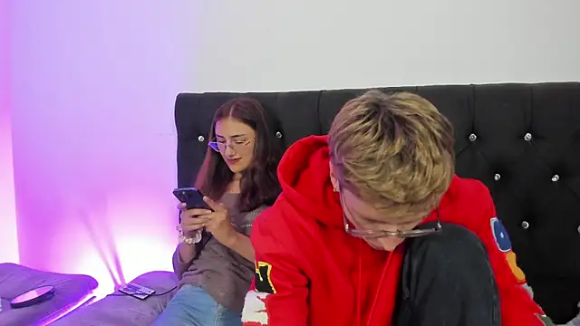 Snapshot of A_sexy_couple__ chatting on 12/04/25, 10:40 A sexy couple online show from 12/04/25, 10:40