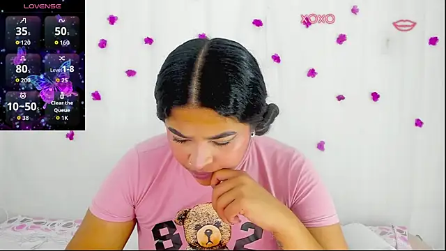 moana taylor online show from 12/18/25, 10:43