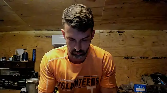 Snapshot of Kenny_Kyle chatting on 03/02/25, 03:34 Kenny Kyle online show from 03/02/25, 03:34