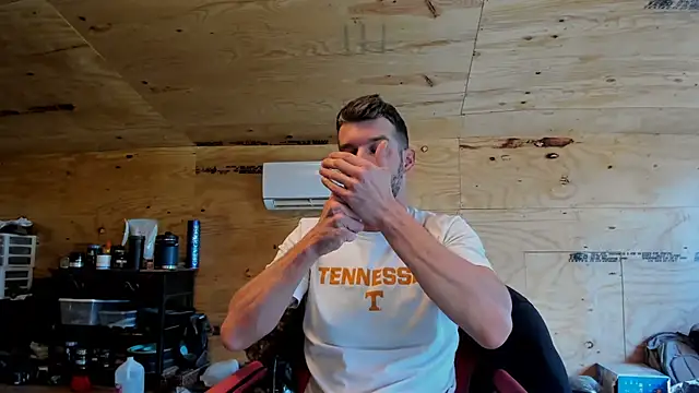 Snapshot of Kenny_Kyle chatting on 03/03/25, 02:59 Kenny Kyle online show from 03/03/25, 02:59