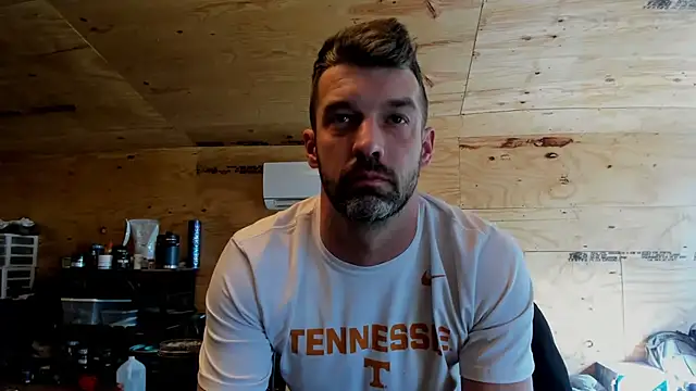 Snapshot of Kenny_Kyle chatting on 03/03/25, 09:05 Kenny Kyle online show from 03/03/25, 09:05