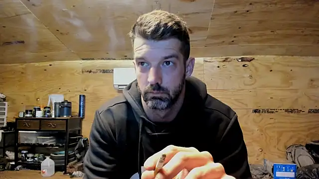 Snapshot of Kenny_Kyle chatting on 03/06/25, 02:19 Kenny Kyle online show from 03/06/25, 02:19