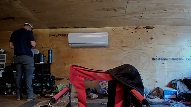 Snapshot of Kenny_Kyle chatting on 03/07/25, 09:06 Kenny Kyle online show from 03/07/25, 09:06