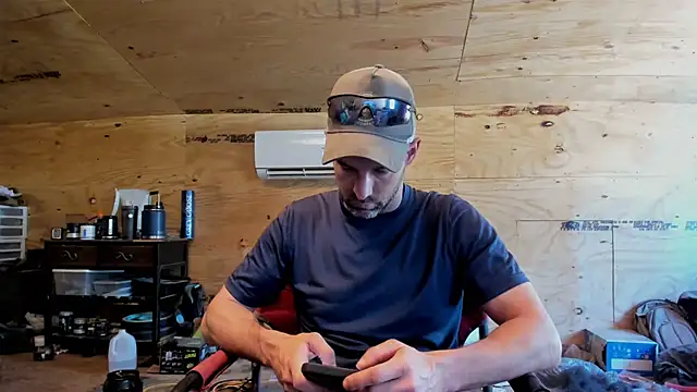 Snapshot of Kenny_Kyle chatting on 03/11/25, 07:03 Kenny Kyle online show from 03/11/25, 07:03