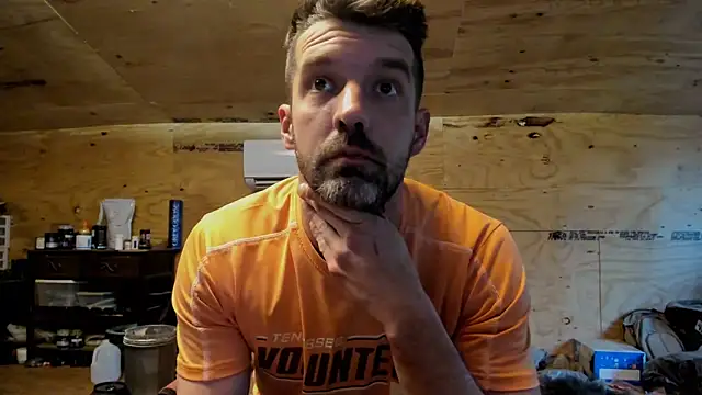 Snapshot of Kenny_Kyle chatting on 03/15/25, 10:33 Kenny Kyle online show from 03/15/25, 10:33