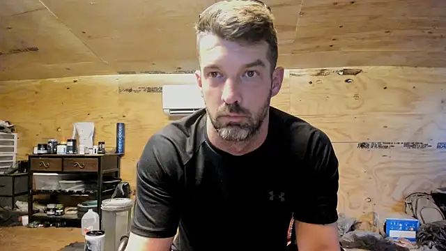 Snapshot of Kenny_Kyle chatting on 03/16/25, 11:47 Kenny Kyle online show from 03/16/25, 11:47