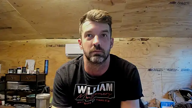 Snapshot of Kenny_Kyle chatting on 03/18/25, 11:31 Kenny Kyle online show from 03/18/25, 11:31