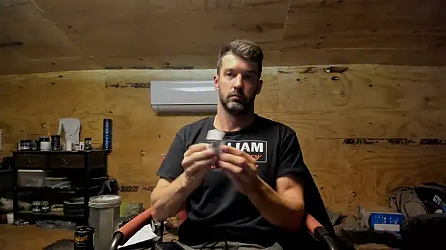 Snapshot of Kenny_Kyle chatting on 03/19/25, 02:48 Kenny Kyle online show from 03/19/25, 02:48