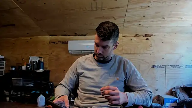 Snapshot of Kenny_Kyle chatting on 03/21/25, 05:34 Kenny Kyle online show from 03/21/25, 05:34